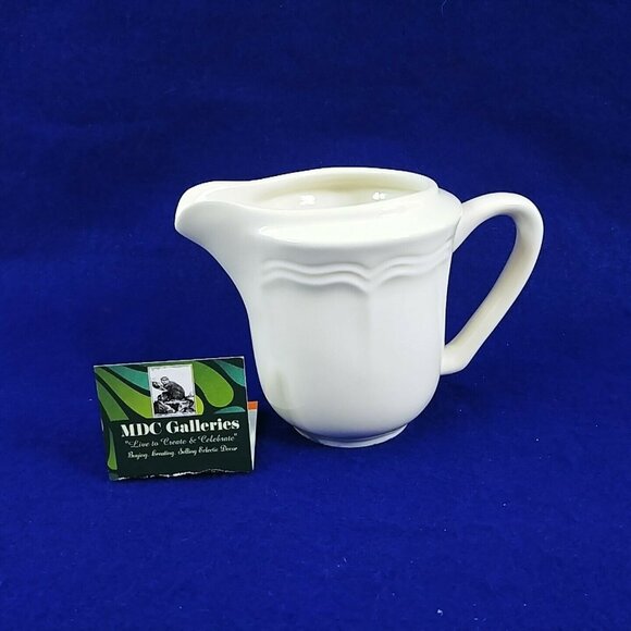 Vtg Thomson Pottery White Creamer Pitcher China 4" Microwave & Dishwasher Safe - Picture 7 of 7